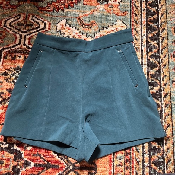 H&M High Waist Shorts - Picture 1 of 7